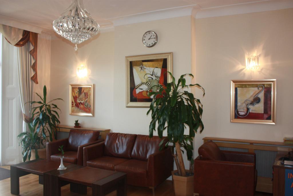 Corner House Hotel London Eksteriør billede